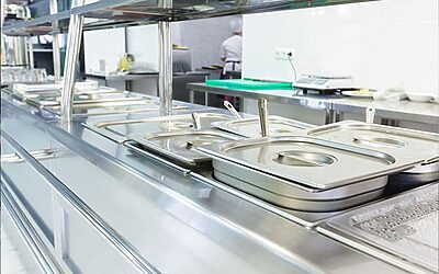 Cómo Elegir el Equipamiento para Cocinas Industriales de Restaurantes y Hoteles