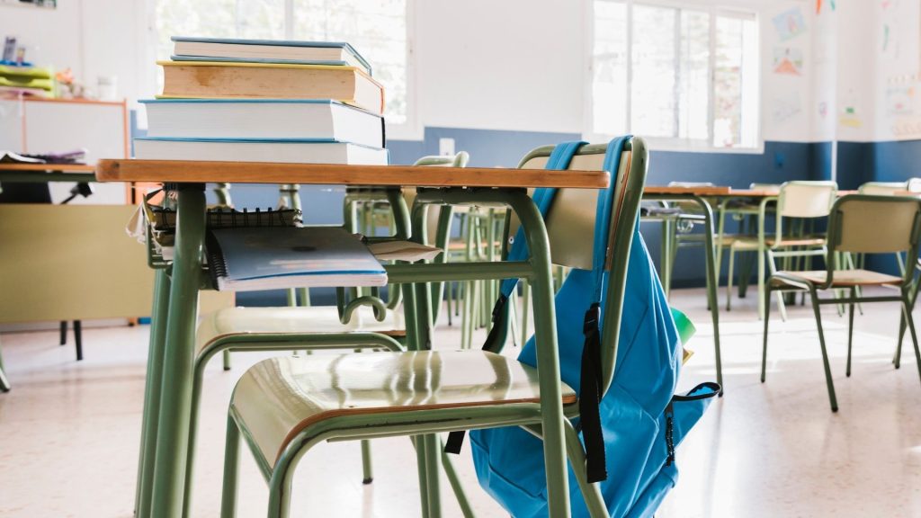 Guía de productos de limpieza para colegios y escuelas 1 productos de limpieza para colegios y escuelas